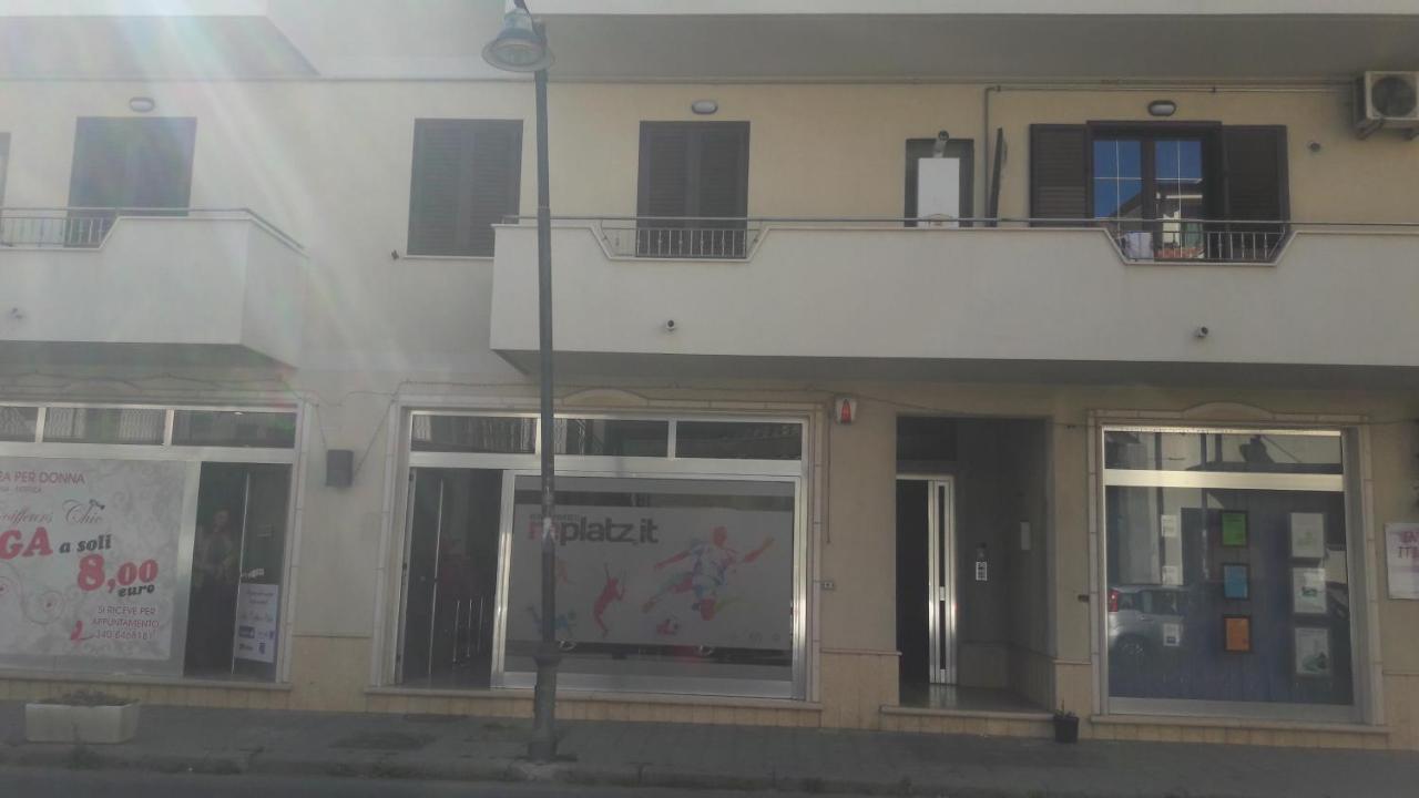 Residenza Monteleone Apartment Ardore Marina Bagian luar foto